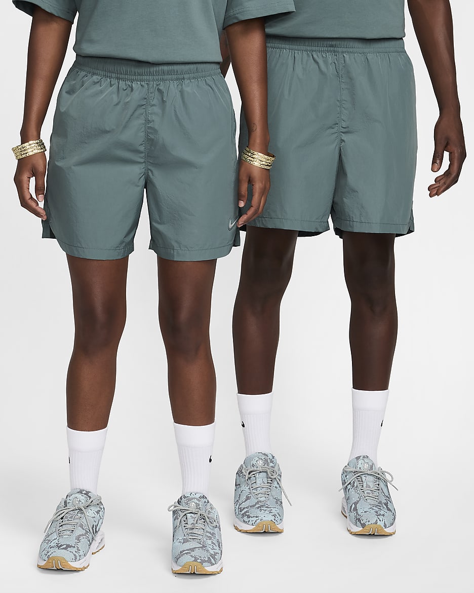 ウォーキング・ランニングウェア Nike Drake NOCTA CS Nylon Short Pants M Nike NOCTA Cardinal Nylon Shorts x Drake in Black | SVD USA